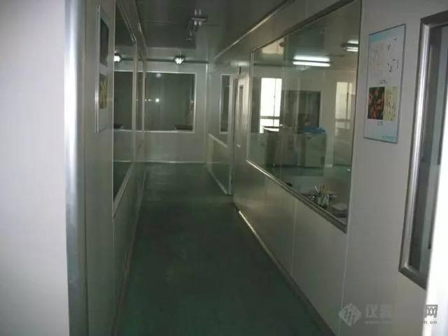 实验室走廊