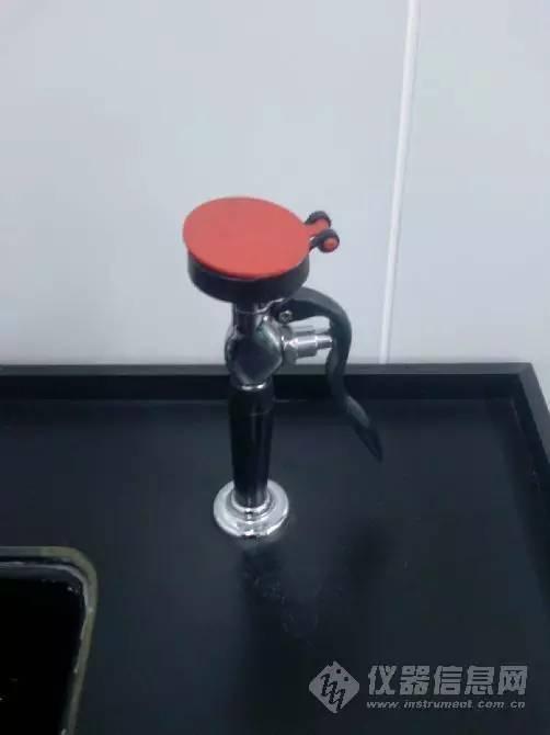 实验室洗眼器